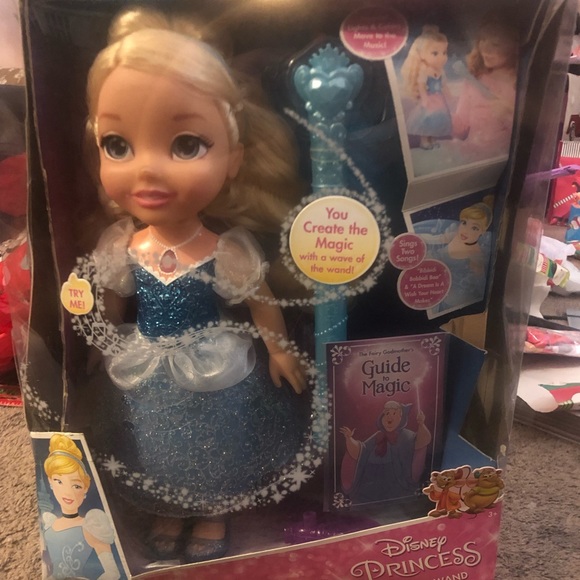 Disney Princess Magical Wand 14" Cinderella Doll - Picture 2 of 8